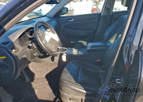 2012 Hyundai Genesis 3.8L z USA, uszkodzony, nr VIN KMHGC4DD4CU184085